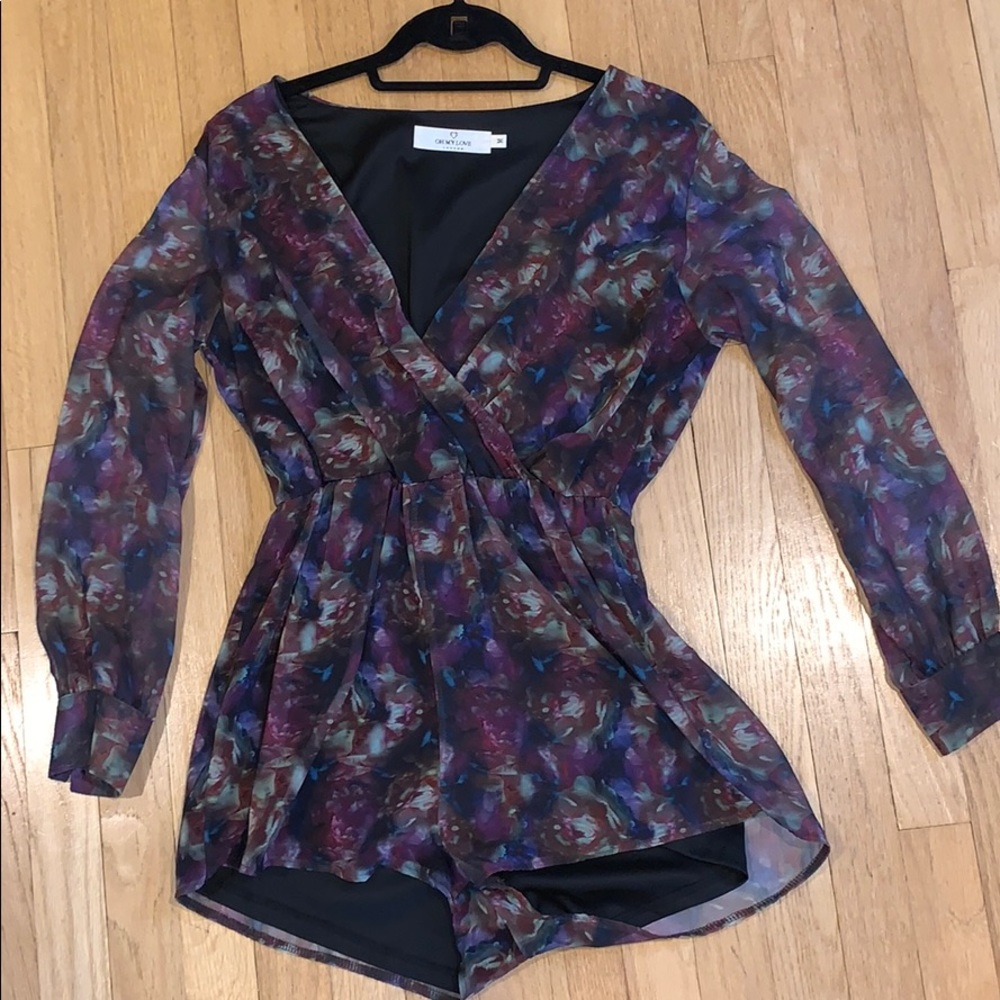 Patterned long sleeve romper